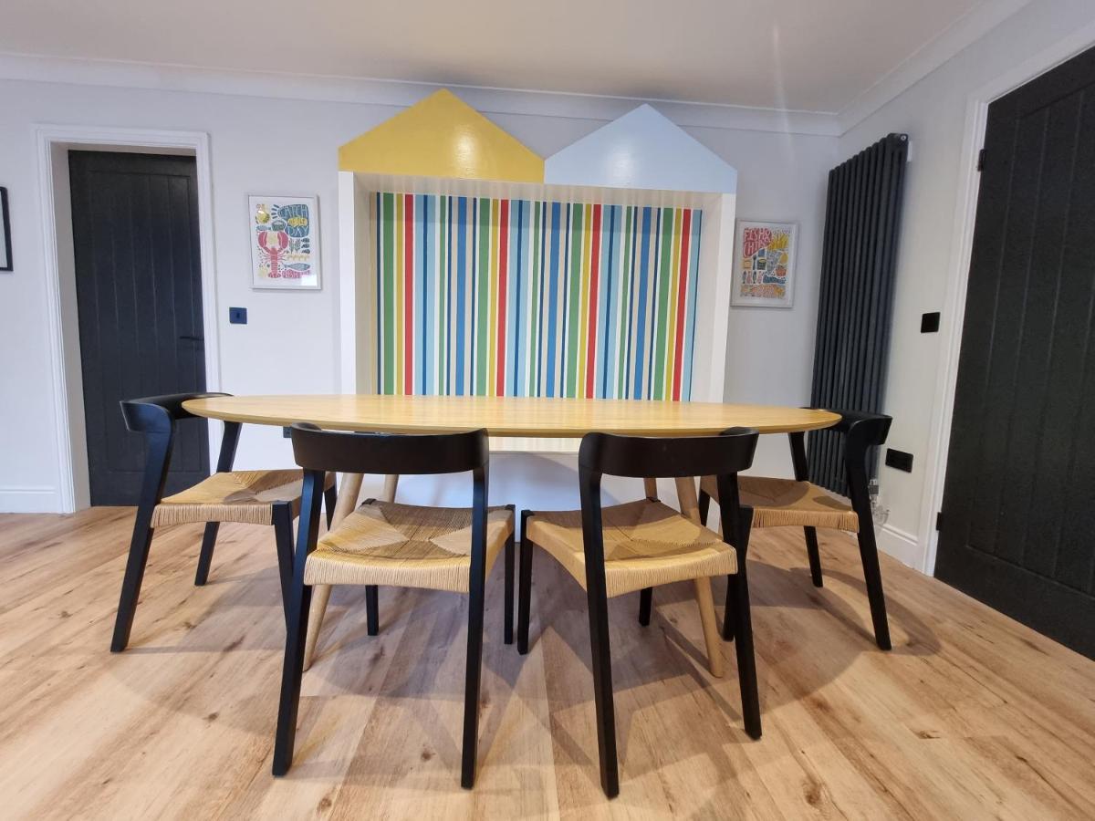Salt & Surf-Sea Views In Saltburn Apartment Exterior photo