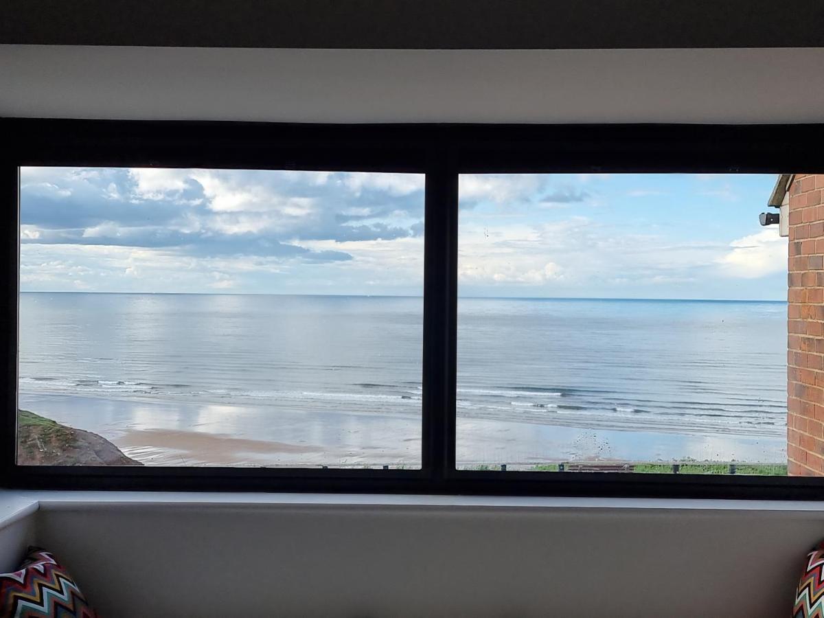 Salt & Surf-Sea Views In Saltburn Apartment Exterior photo