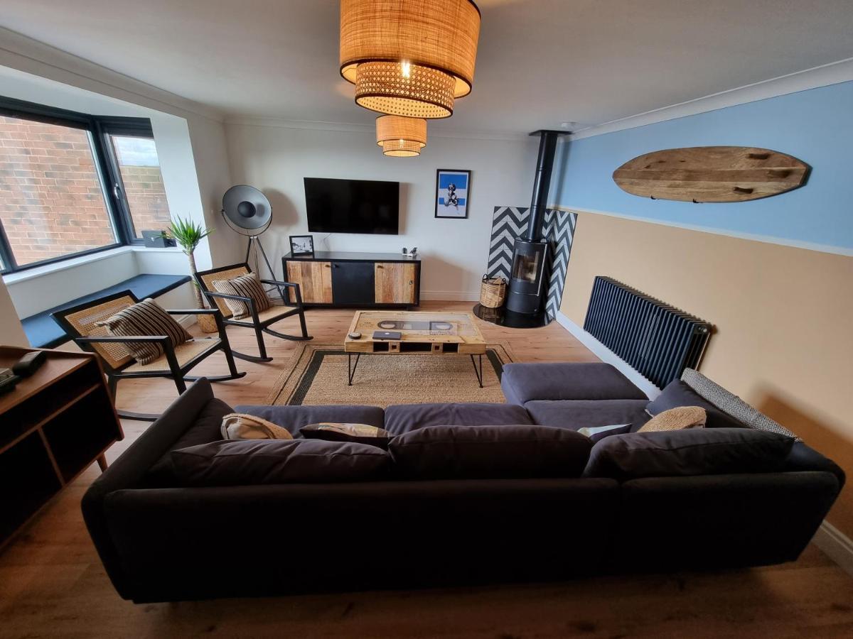 Salt & Surf-Sea Views In Saltburn Apartment Exterior photo